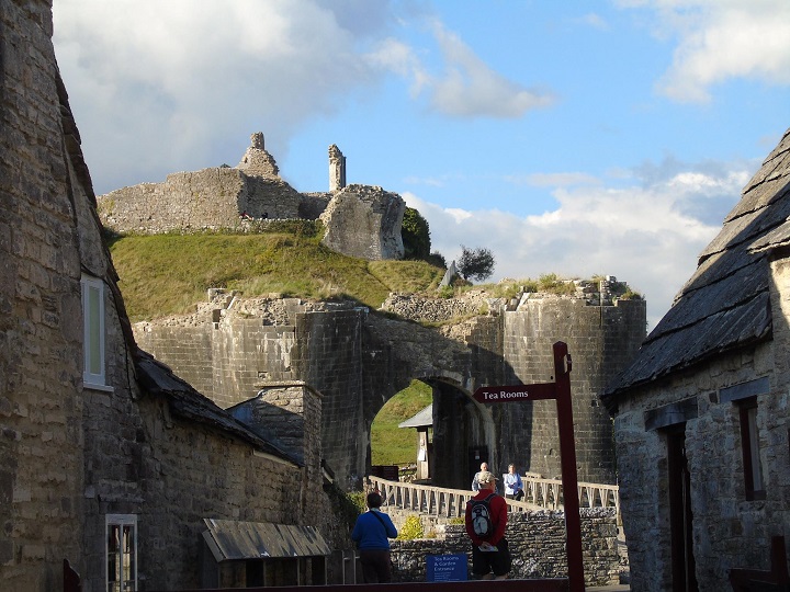Dorset2016 CorfeCastle