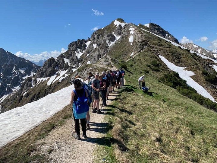 Seefeld2019 6 WalkingToTheSpitz